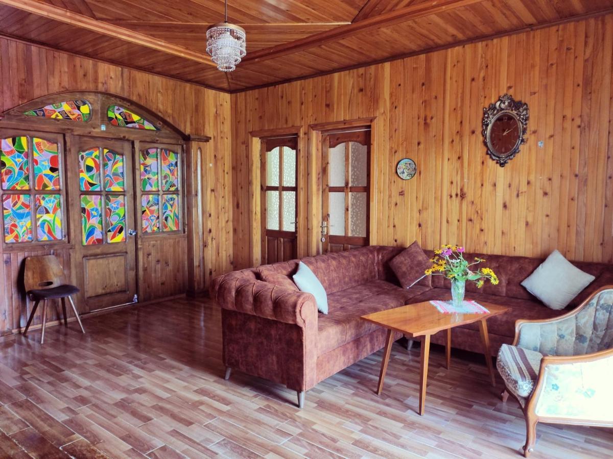 Guest House On Kostava 23 コブレチ エクステリア 写真